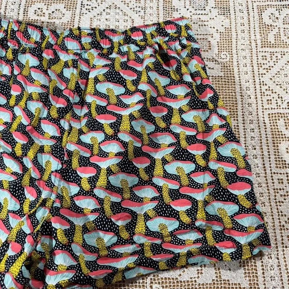 American Eagle multicoloured trippy mushroom boxer shorts sz L